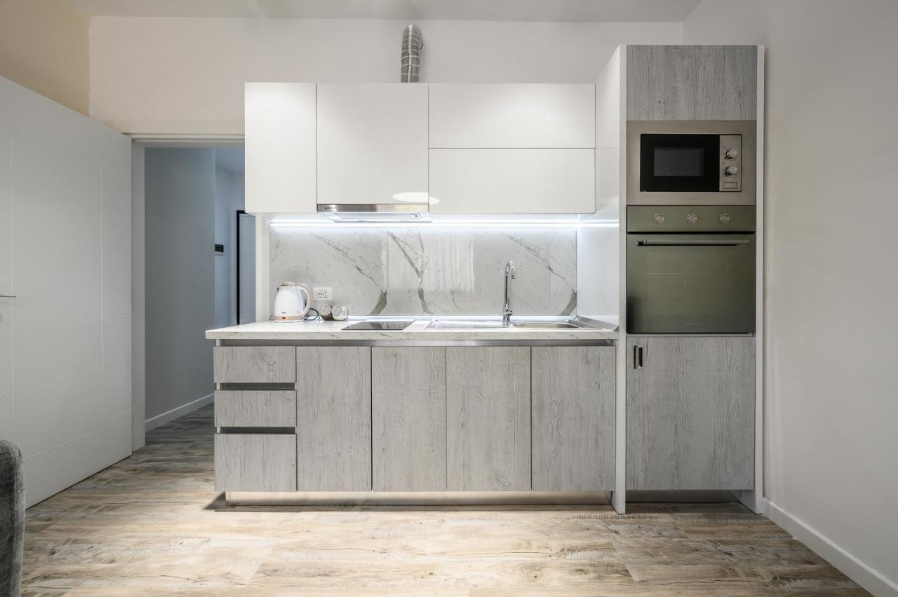 Miku Apartment-City Walk 1Bd Stylish Apartment 地拉那 外观 照片