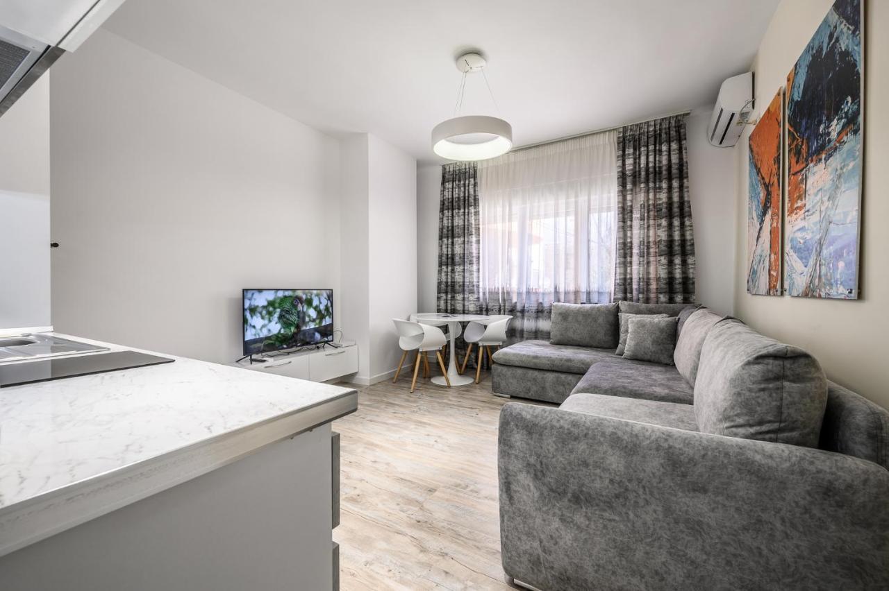 Miku Apartment-City Walk 1Bd Stylish Apartment 地拉那 外观 照片