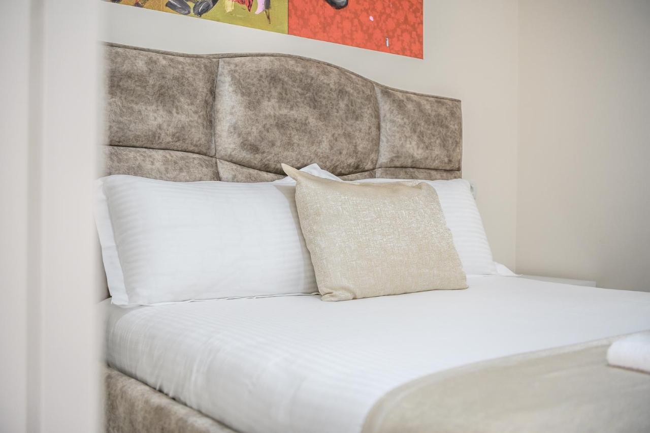 Miku Apartment-City Walk 1Bd Stylish Apartment 地拉那 外观 照片