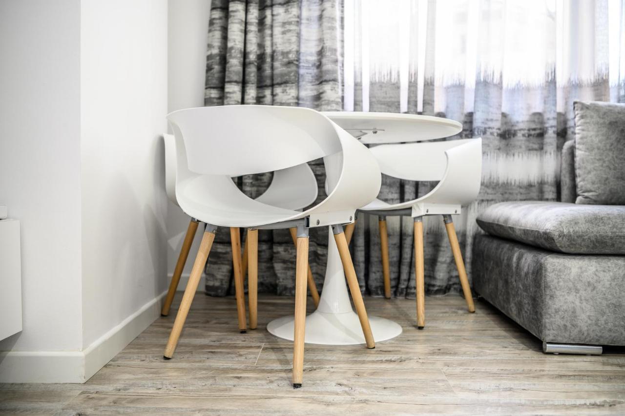 Miku Apartment-City Walk 1Bd Stylish Apartment 地拉那 外观 照片