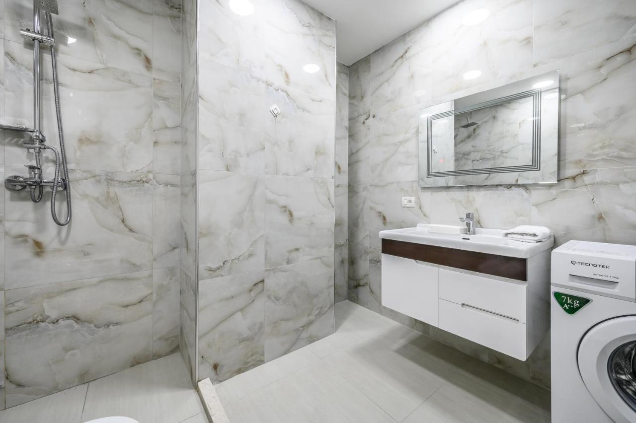 Miku Apartment-City Walk 1Bd Stylish Apartment 地拉那 外观 照片